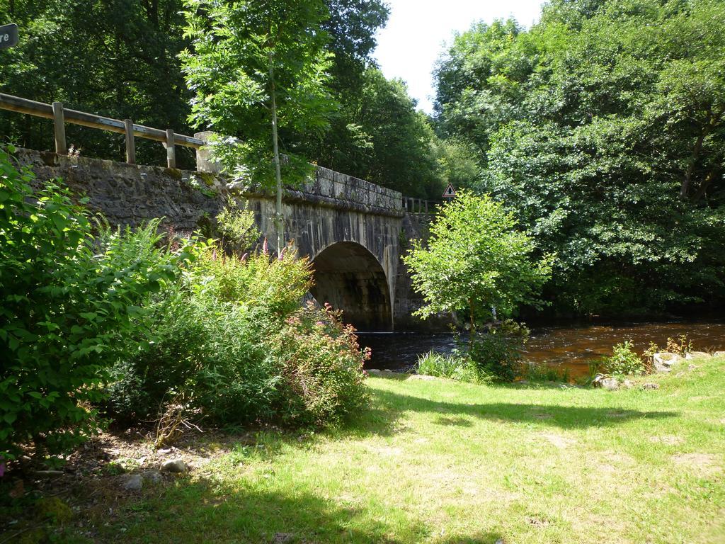 Chalet Du Montal Dun-les-Places Ruang foto
